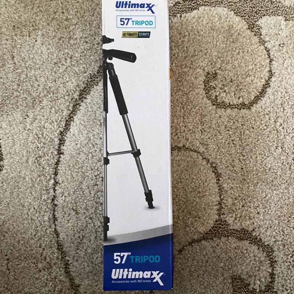 Ultimaxx 57” Tripod